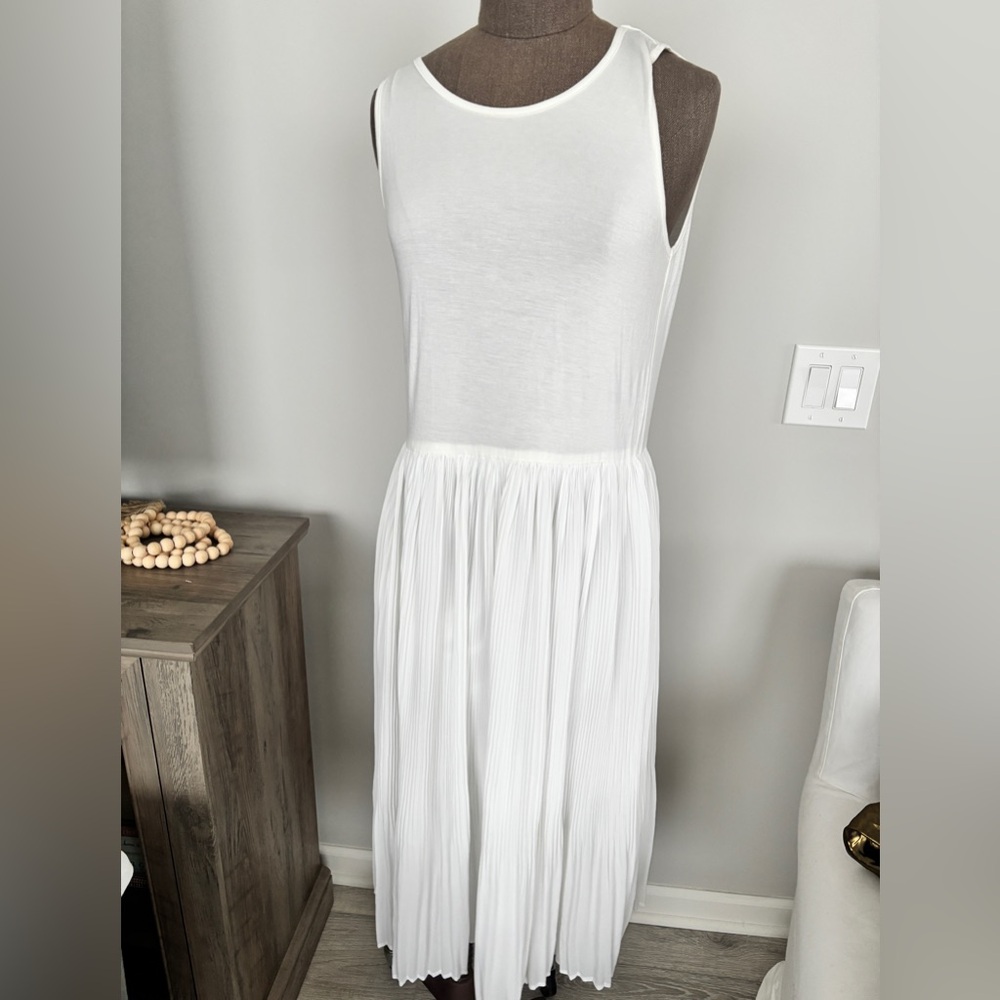 All Row Elegant White Sleeveless Dress size small